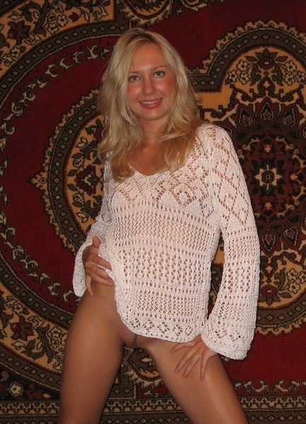 Возбуждённые мамочки жаждут интима дома 3 фотка