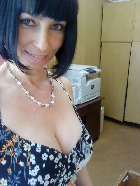 Рабочие задницы и ротики созданы для классной домашней групповухи 18 фотка