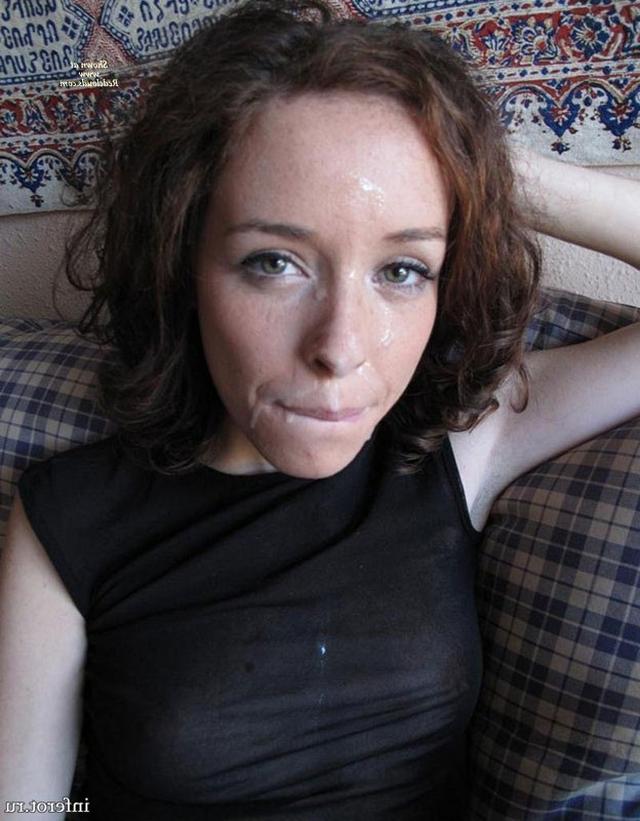 Горячие красотки глотают сперму из больших членов 4 фотка