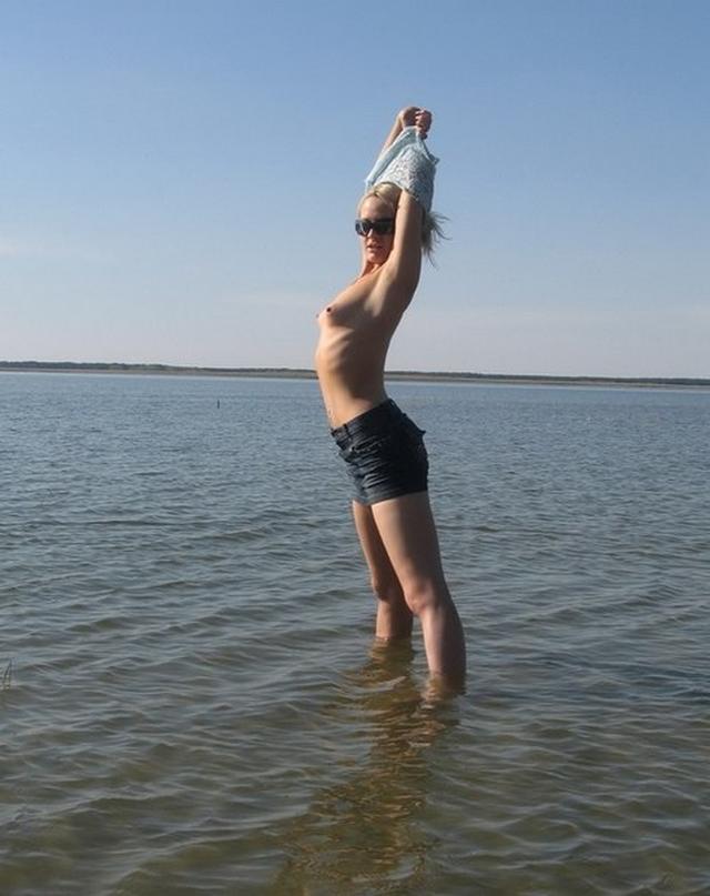 Сочные студентки в чулках и трусиках в большом объеме 20 фотка