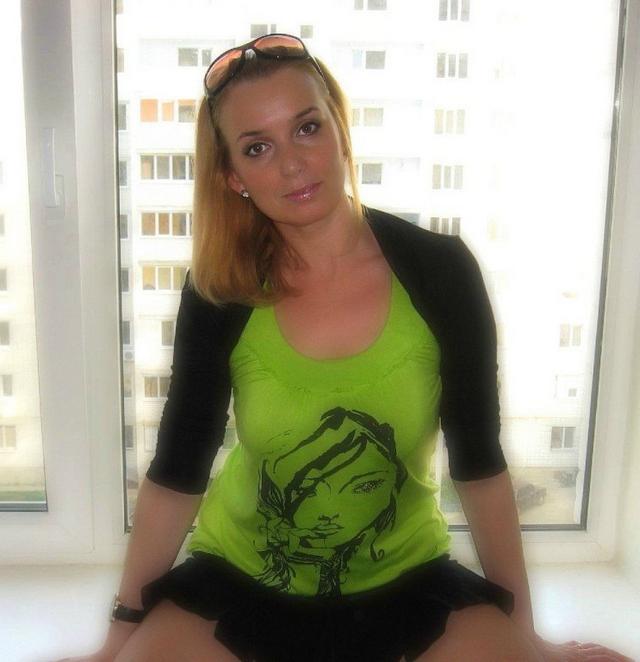 Богатые и эротичные зрелые мамочки светят письками 30 фотка