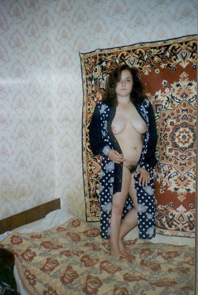 Коллекция молодых телок с большими сиськами из 90-х 24 фотка