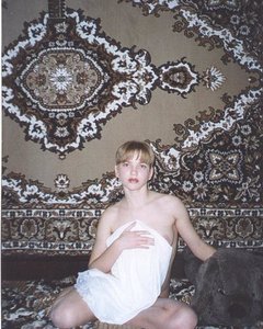 В девяностых дамочки также жаждали члены в свои голые дырки