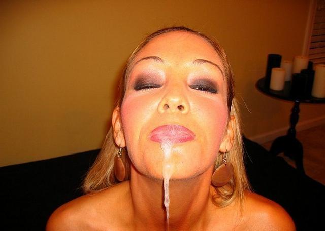 Густая сперма по вкусу молодым красивым любительницам минета 10 фотка